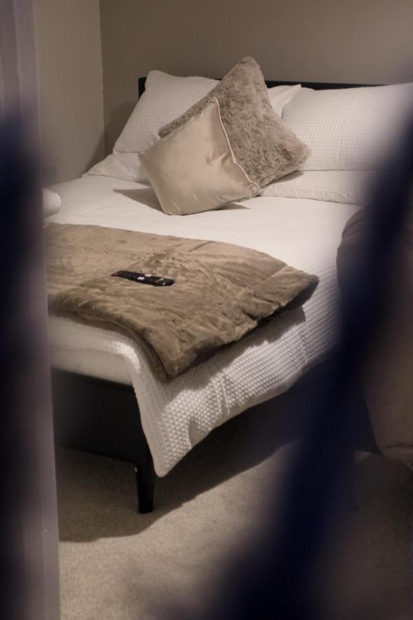 1 bedroom apartment - The Opal - B&B Cheltenham