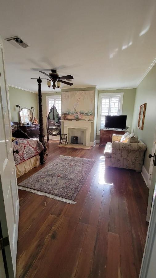 Kamer met Queensize Bed