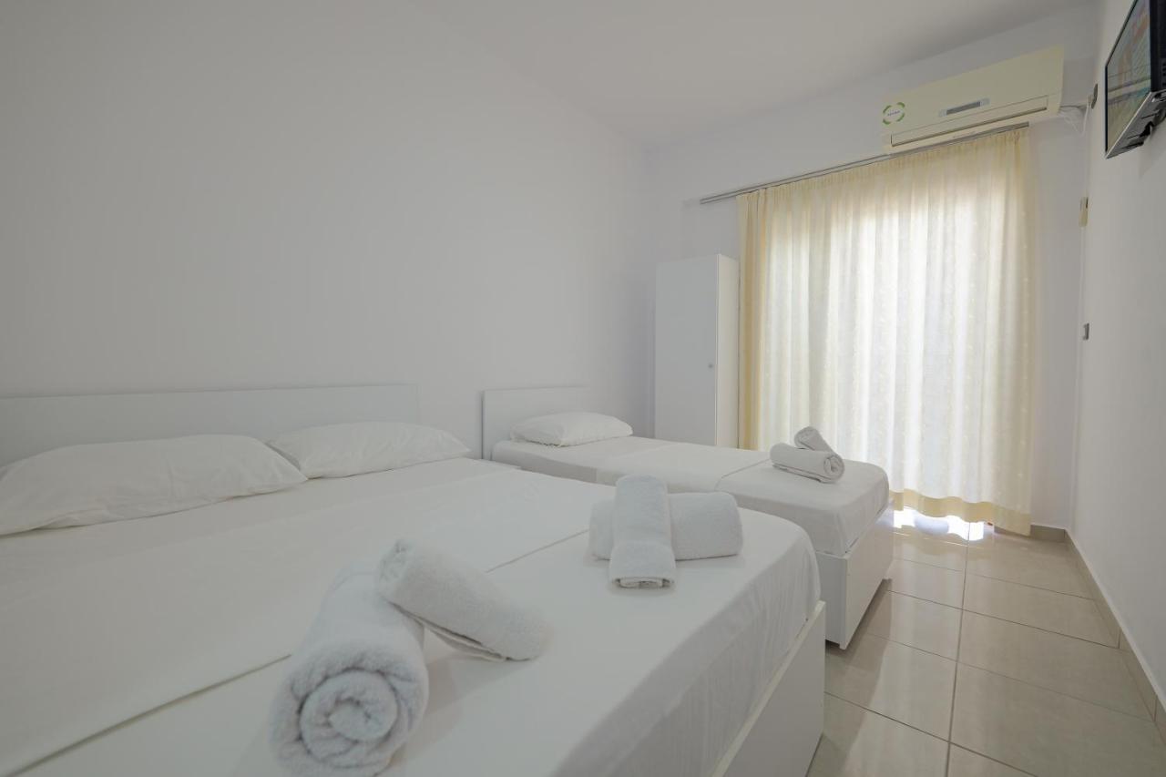 Economy Triple Room
