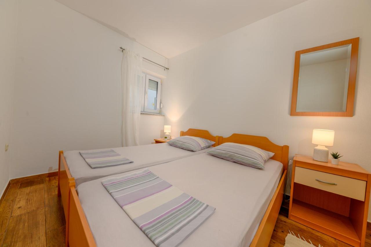 Apartment 1 mit 2 Schlafzimmern