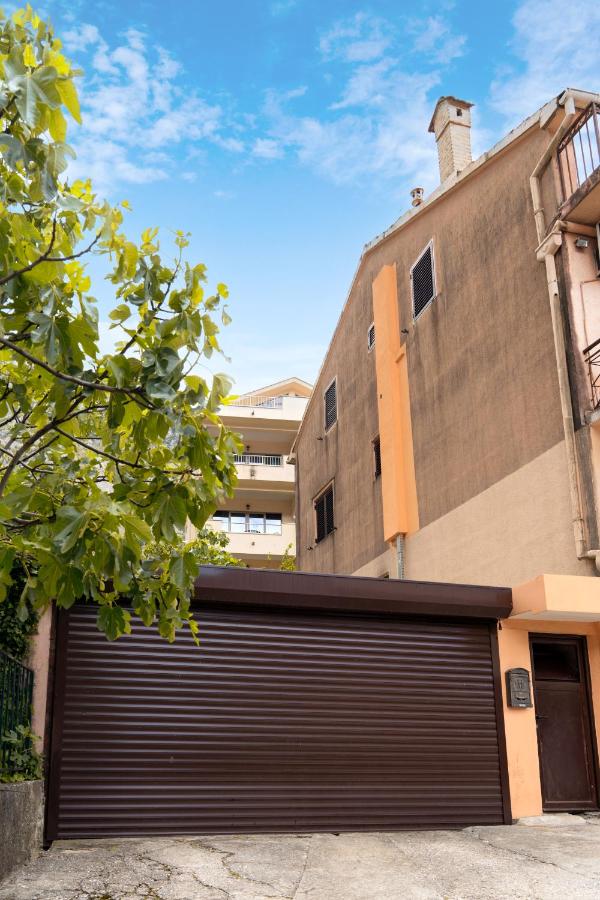 Apartment Busola - Chambres d’hôtes Kotor