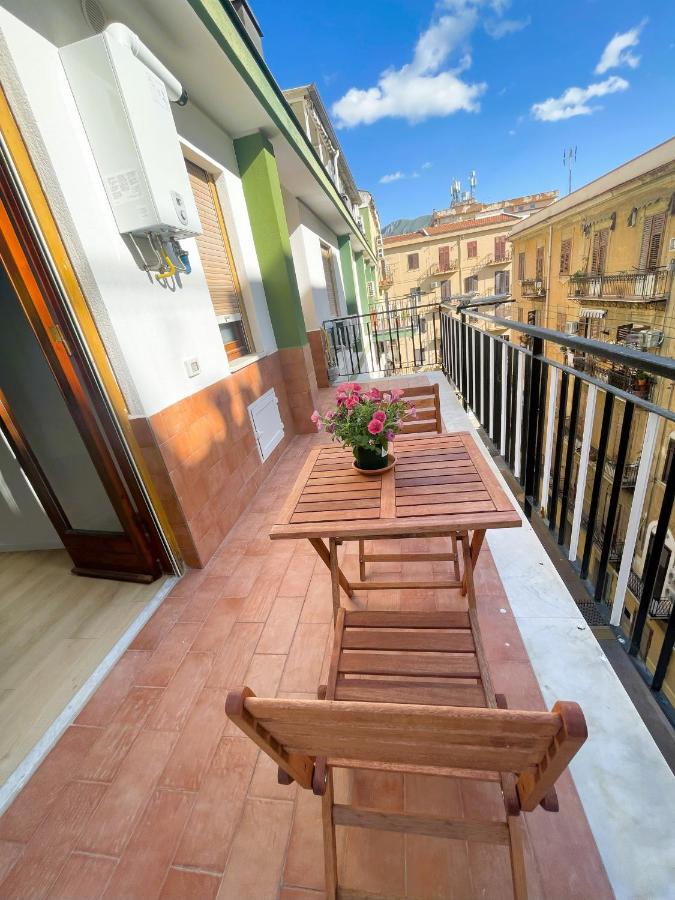 Central Empire - B&B Palermo