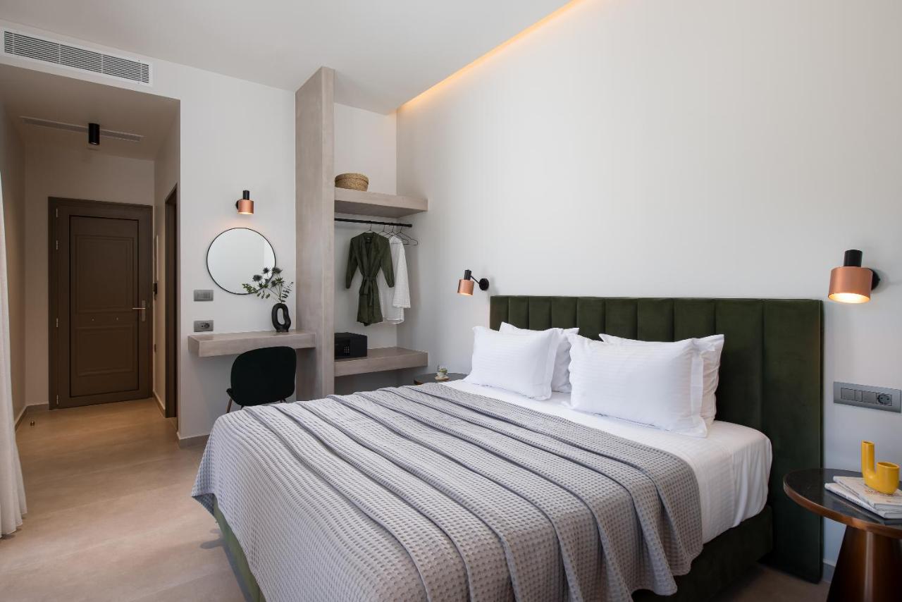 Junior Suite with Private Pool