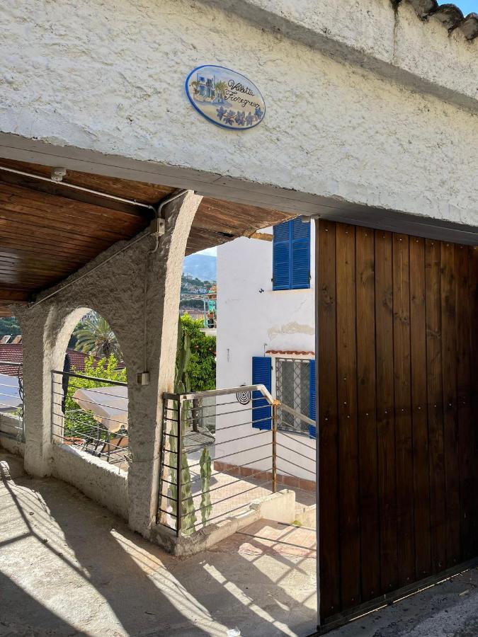 Villetta Fioregreco - free parking - Large outdoor space - B&B Sanremo