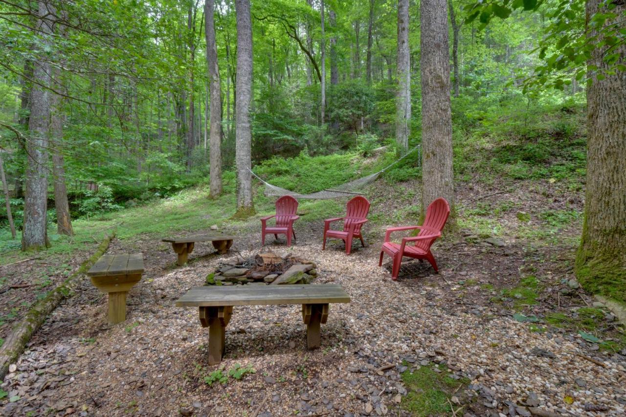 B&B Blairsville - Cozy Blairsville Cabin 2 Mi to Vogel State Park! - Bed and Breakfast Blairsville