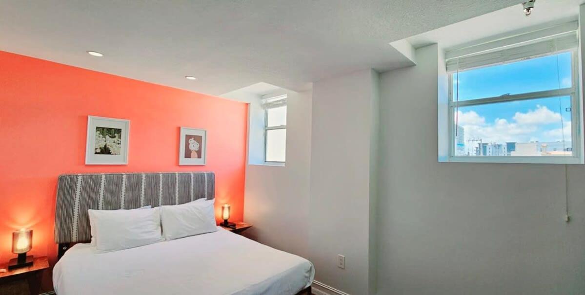 Walk to Everything From The Lofts Suite 307 - B&B