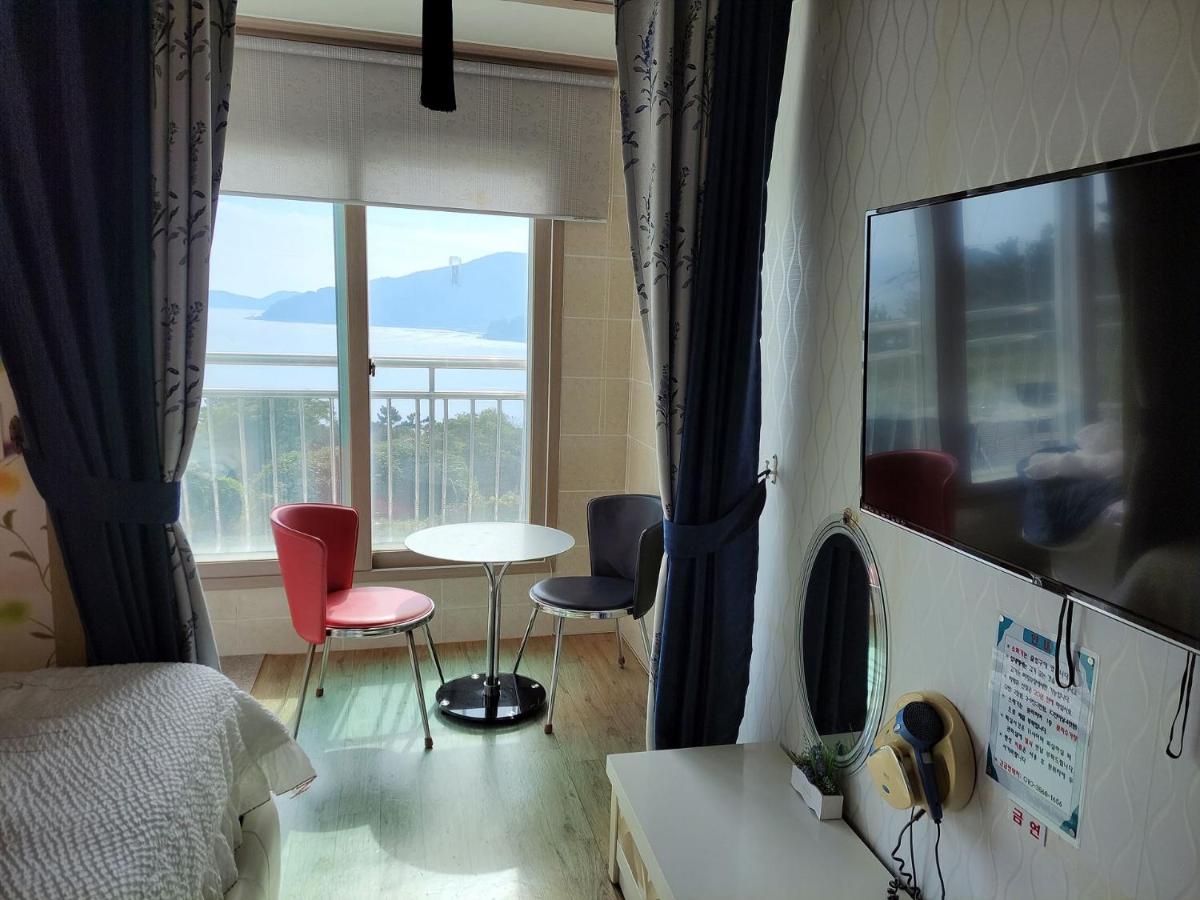 Doppelzimmer mit Meerblick