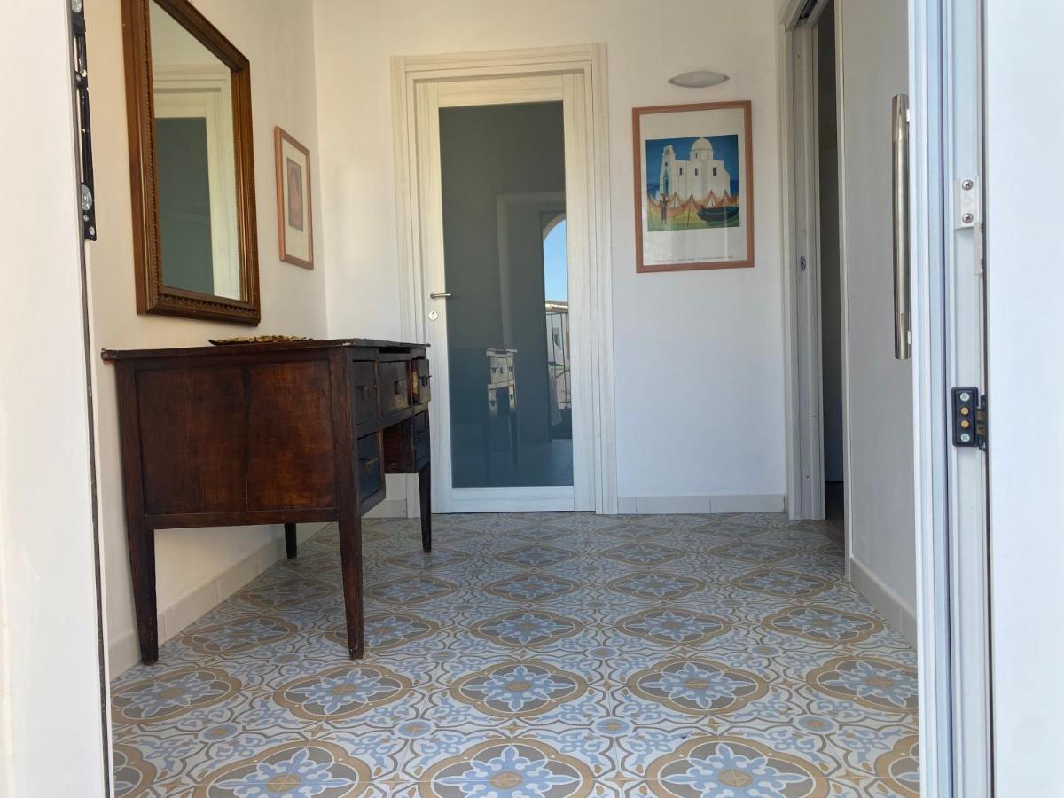 Apartment mit Balkon