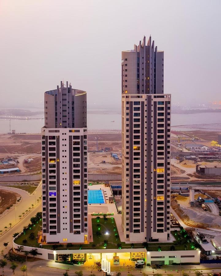 Eko Pearl Towers, Eko Atlantic Apartments by Nairahomes - B&B
