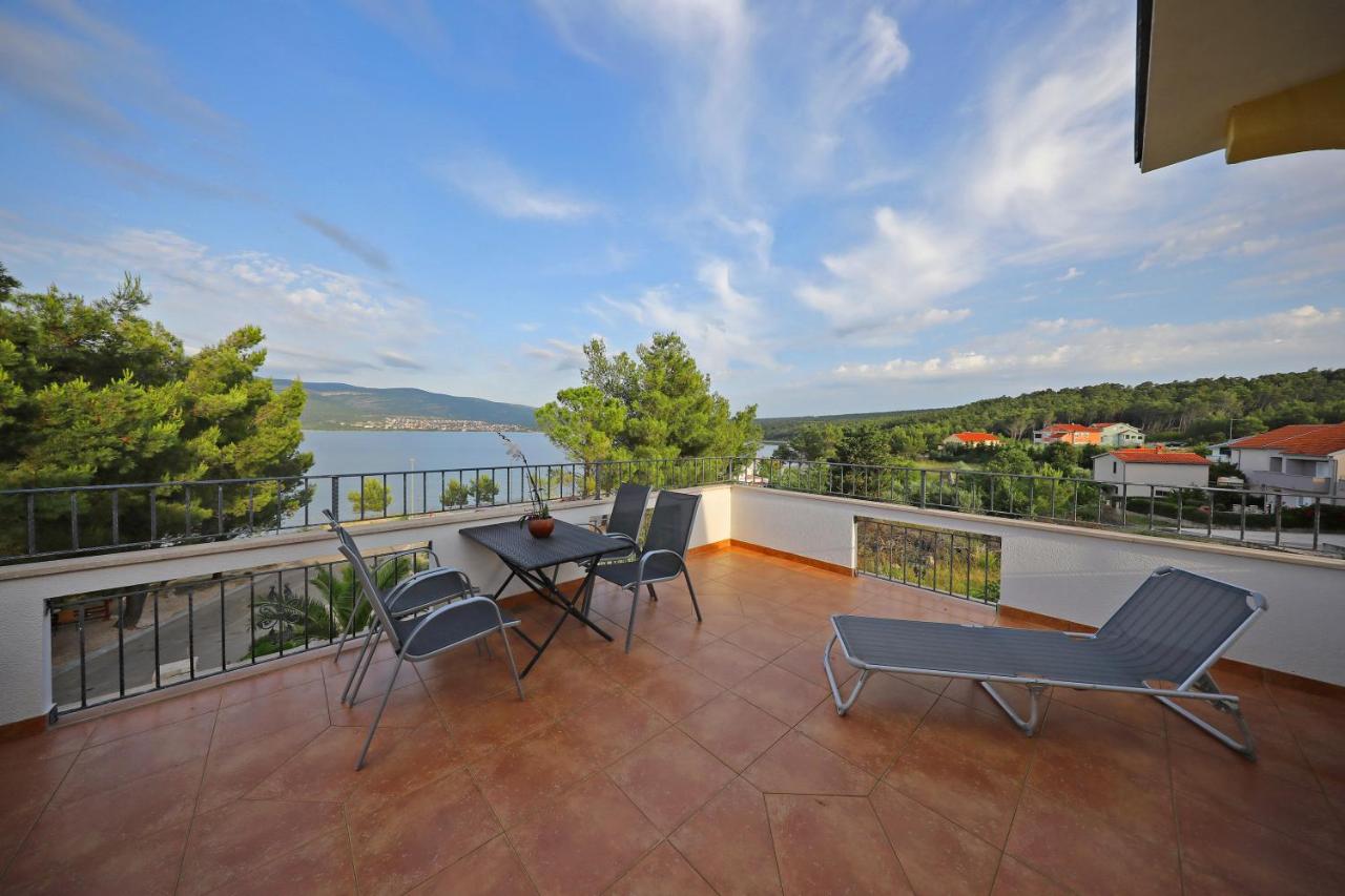 Appartamento con 1 Camera da Letto e Vista Mare