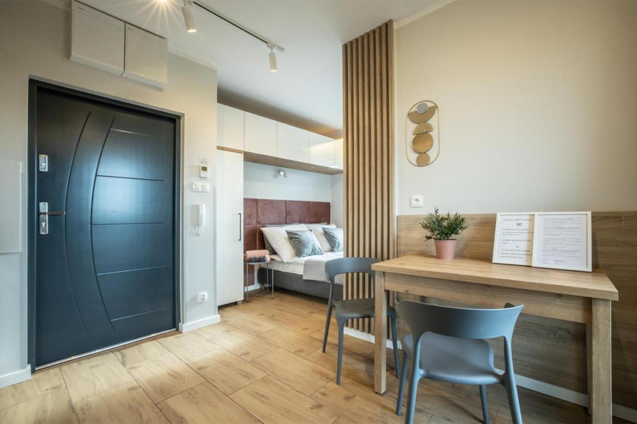 WiguryTower Apartaments 90 - Chambres d’hôtes Łódź