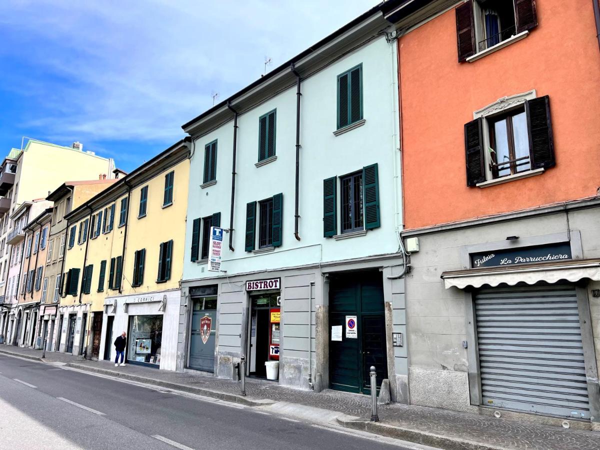 Prestige Duomo Apartment - Lake Como - B&B Como