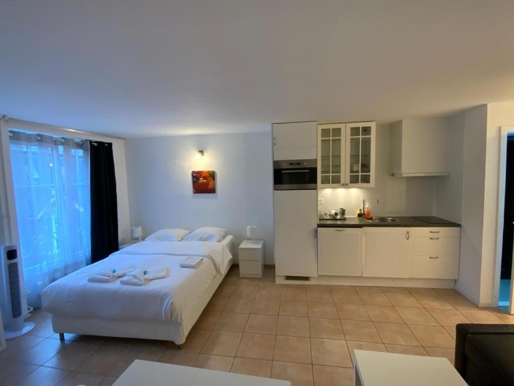 Mango Spirit Suites - B&B