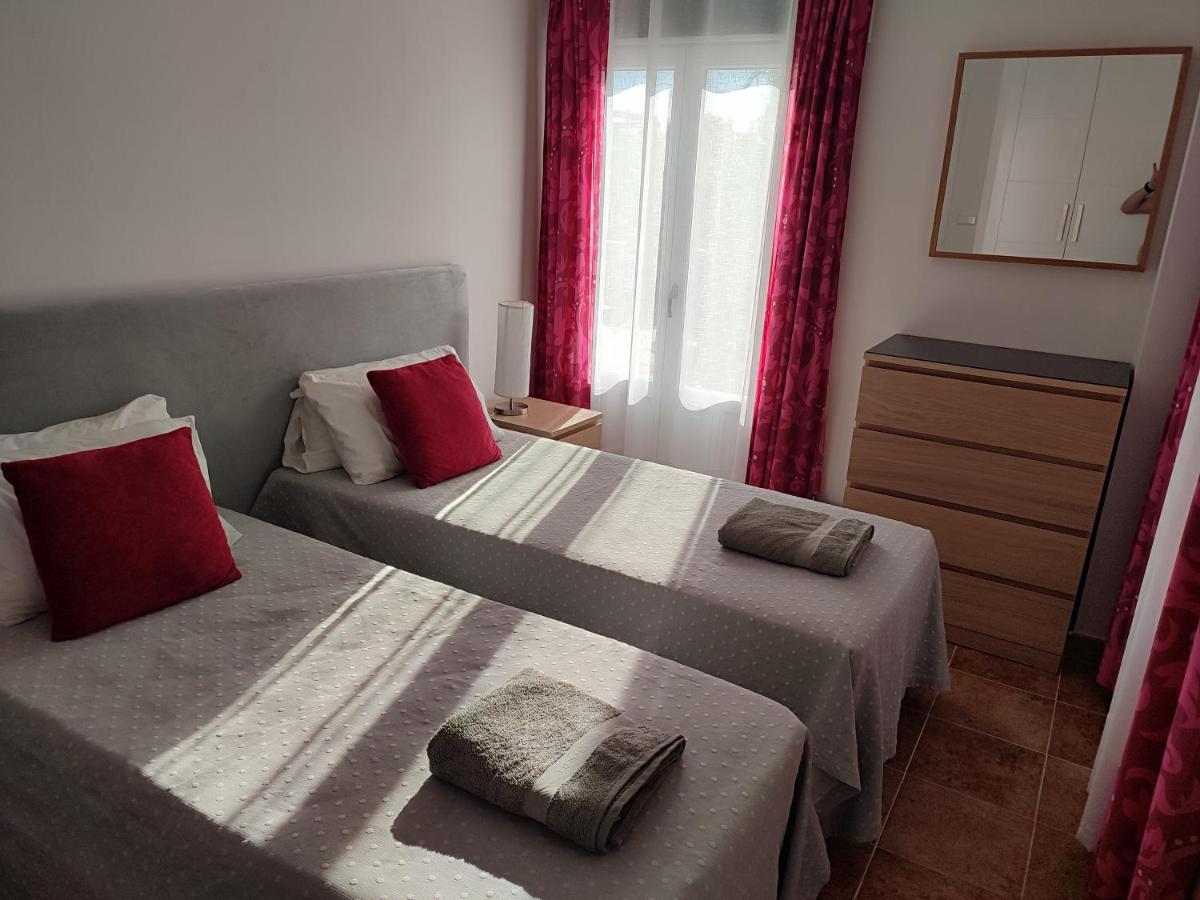 Three-Bedroom Deluxe Apartment
