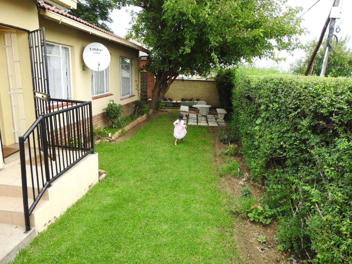 Motebong Villa - B&B