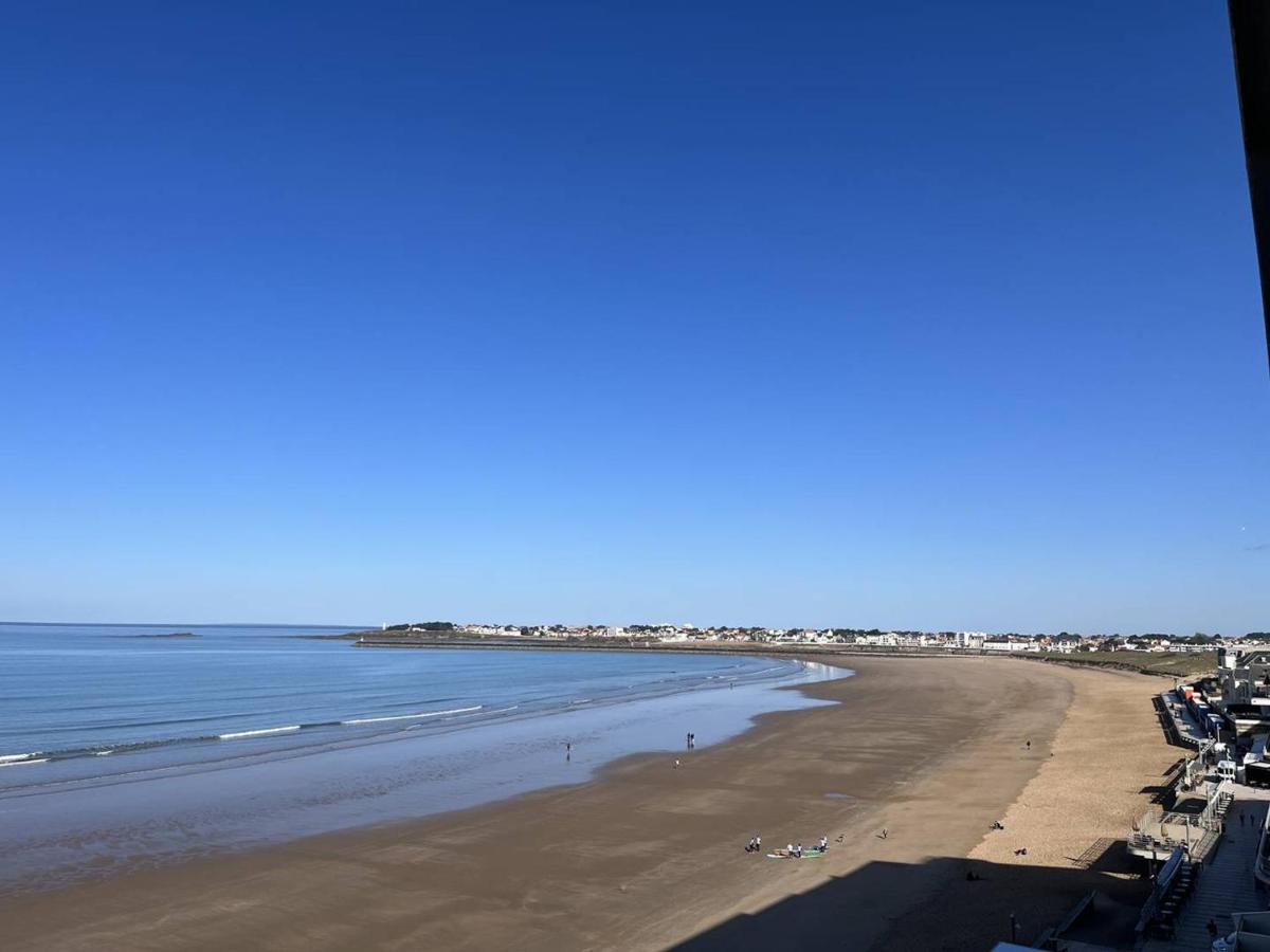 Bel Appartement 2 Chambres avec Accès Direct Plage à Saint-Gilles-Croix-de-Vie - FR-1-324-547 - Ferienwohnung Saint-Gilles-Croix-de-Vie