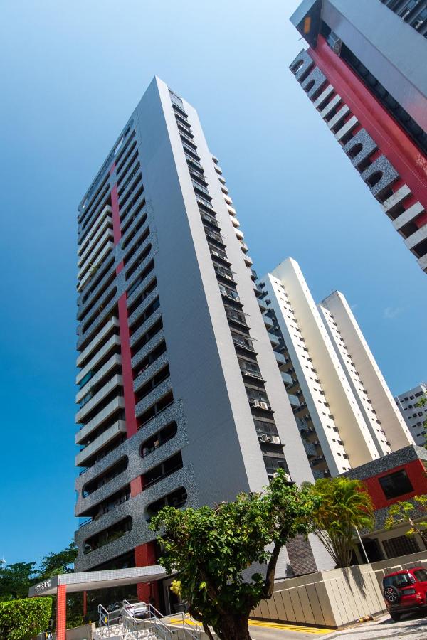 Flat Chelsea frente ao Dona Lindu - B&B