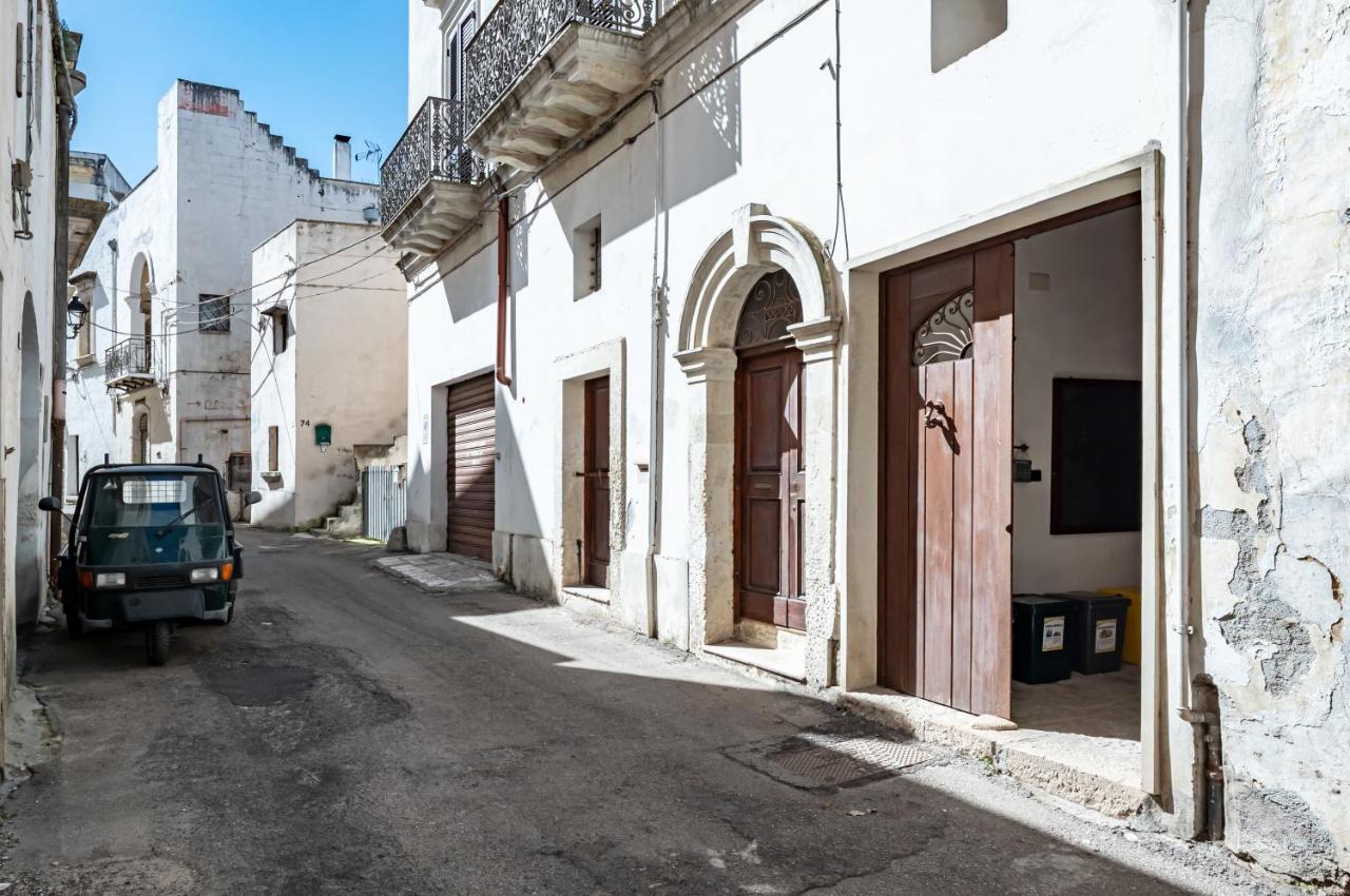 Palazzo Rolli - La Stanza del Camino & La Stanza delle Botti - B&B