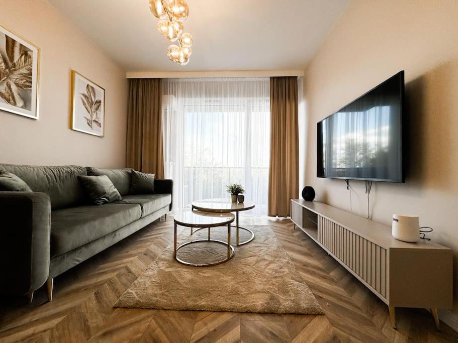 B&B Wroclaw - Apartament 202 Green Paradise - Bed and Breakfast Wroclaw