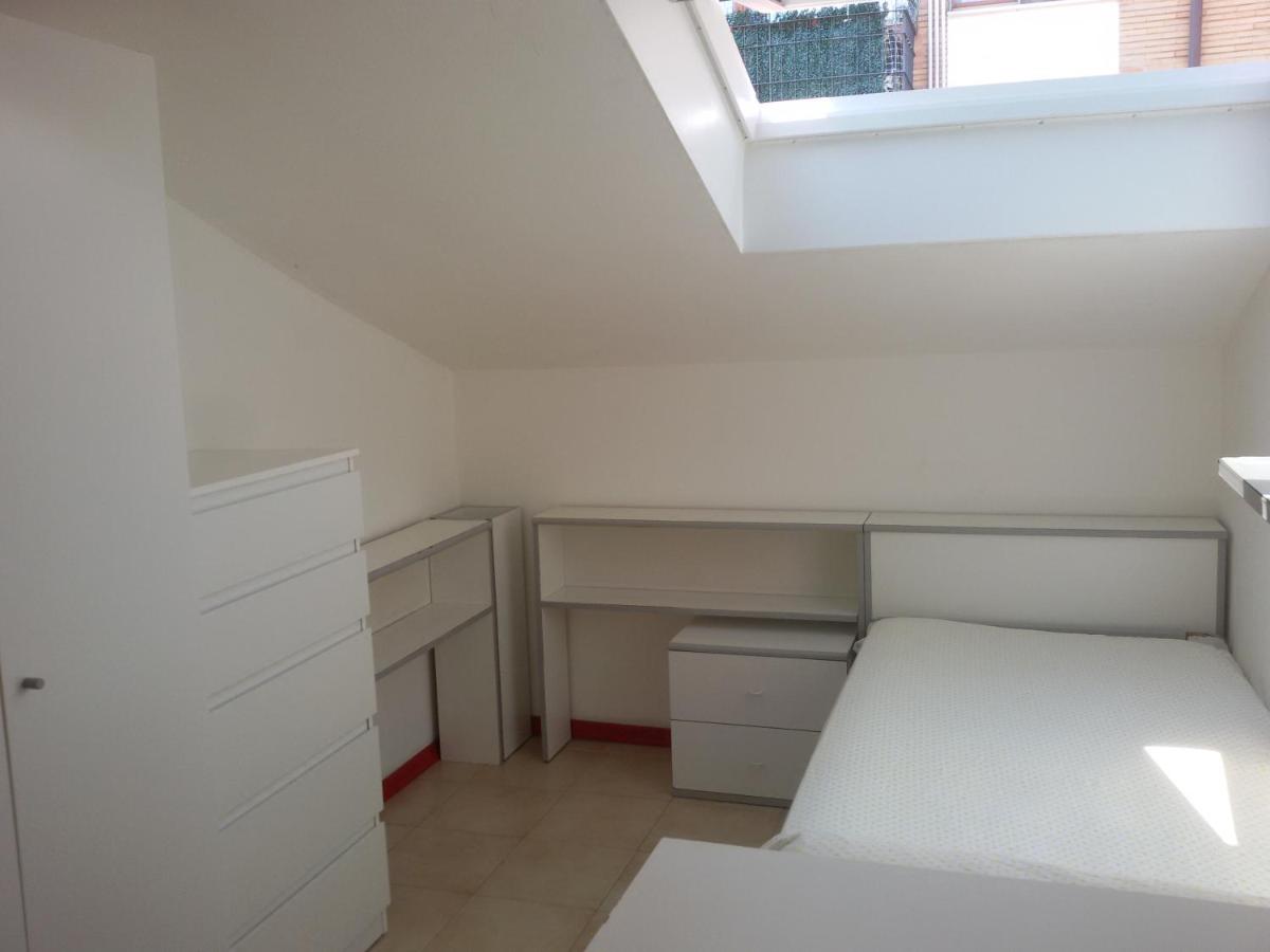 Three-Bedroom Standard Apartment