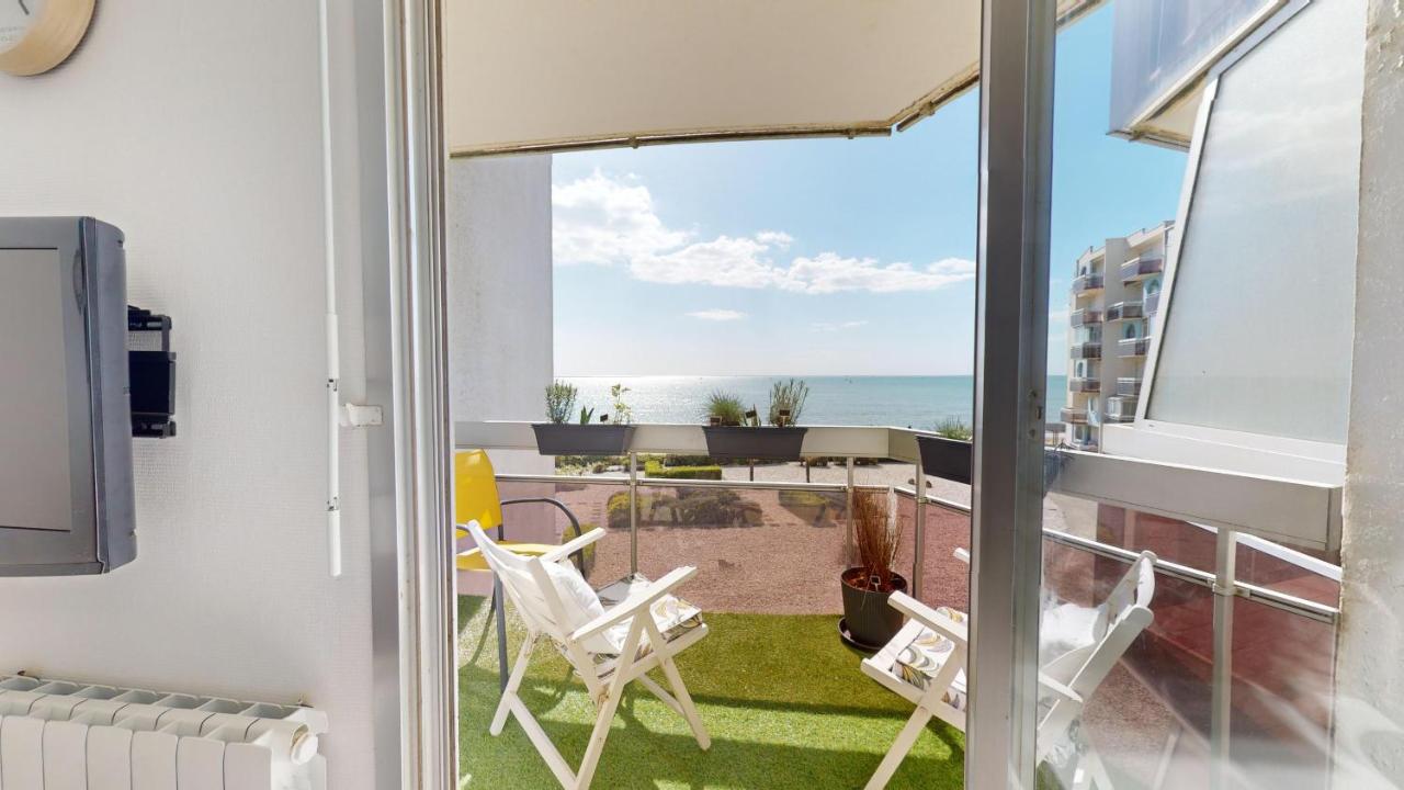 Le Bateau Ivre 50 m de la Plage - Bed and Breakfast