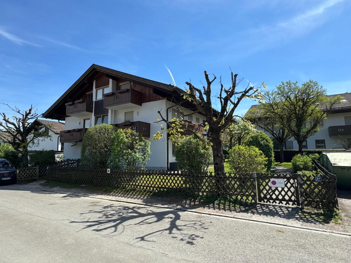 Ferienwohnung Gary mit zwei Terrassen und Garten - B&B