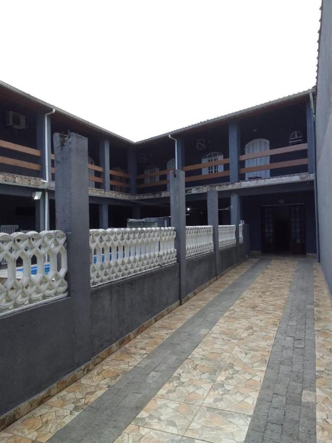 Casa com piscina recanto do sol - Chambres d’hôtes Mongaguá