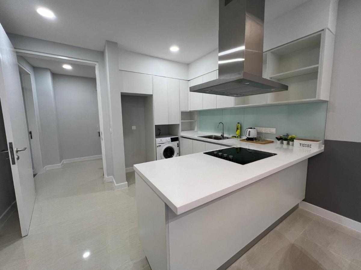 Apartment with City View