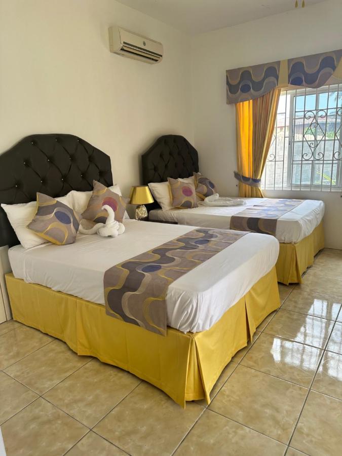 Double or Twin Room with Sea View