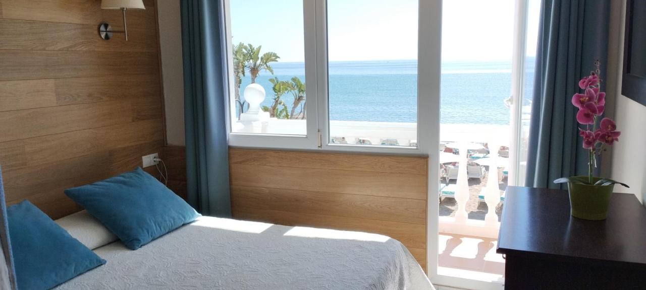 One-Bedroom Apartment with Sea View (1-3 Adults)