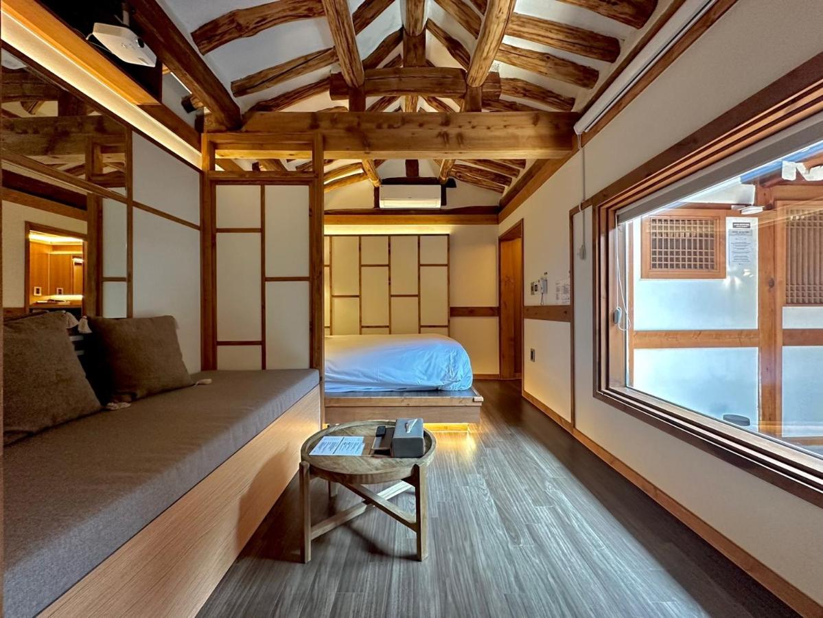 B&B Seoul - Luxury hanok with private bathtub - Gawonjae - Bed and Breakfast Seoul