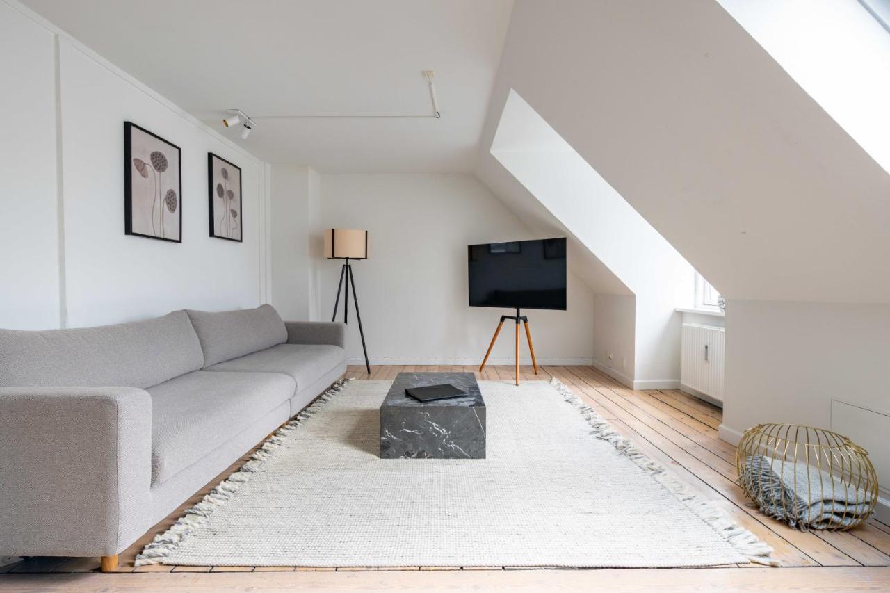 B&B Copenhagen - Cozy 2 Bedroom Flat in Peaceful Neighbourhood - Bed and Breakfast Copenhagen