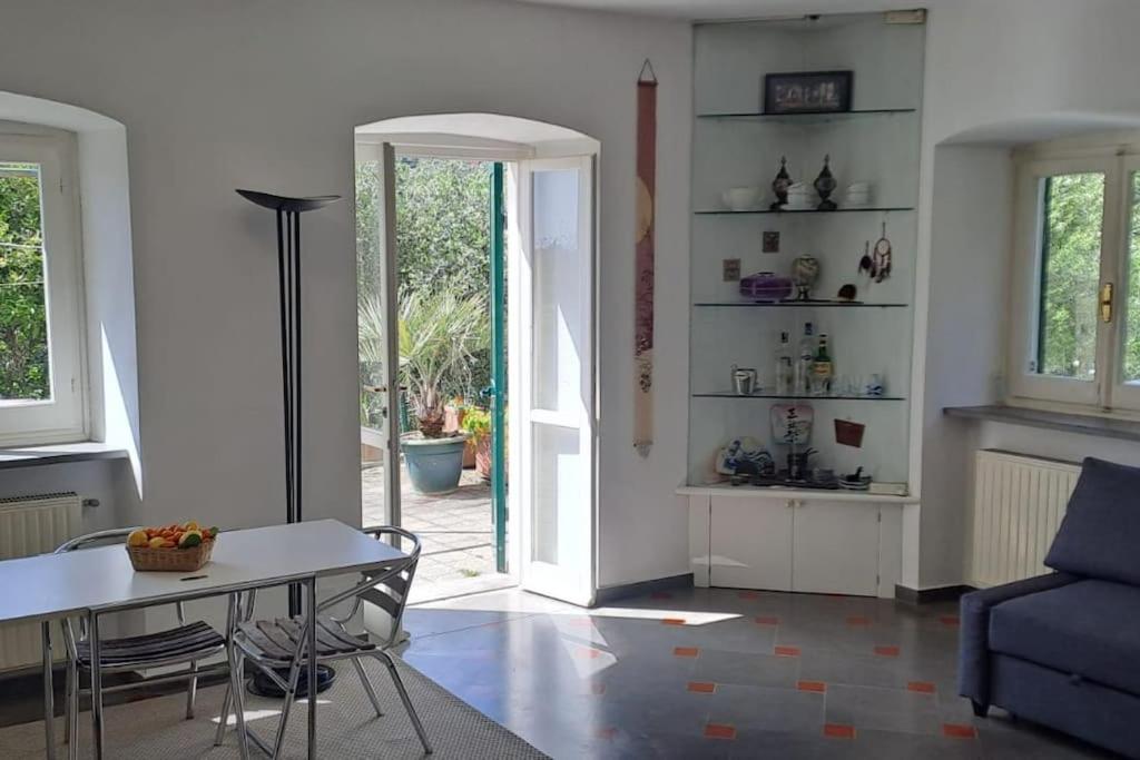 Casa della Lettera Apt in villa con giardino - B&B