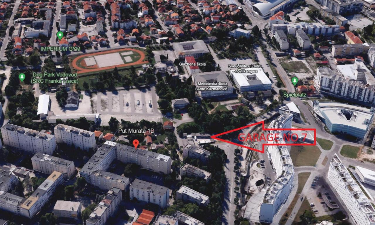 Apartment Zara with garage - Ferienwohnung Zadar