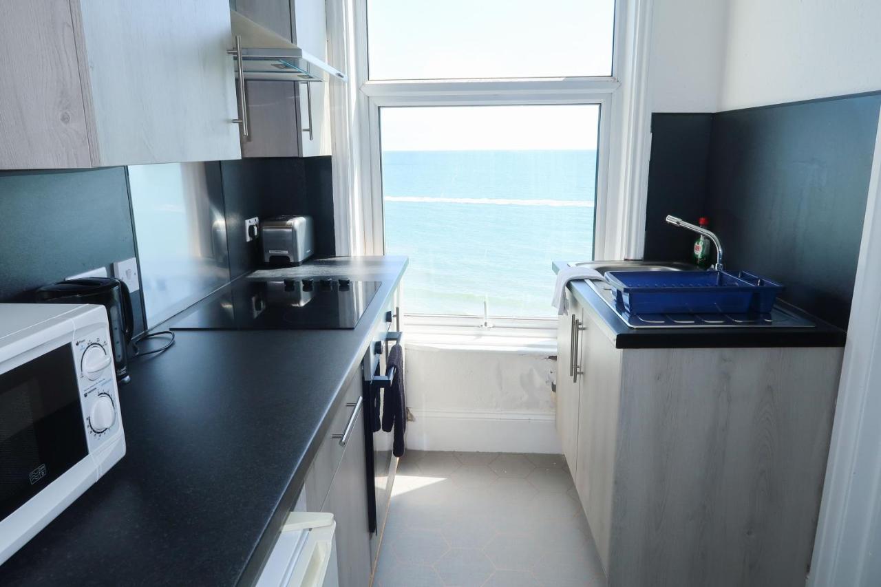 Farina No7, Sea view studio sleeping 2 guests - B&B