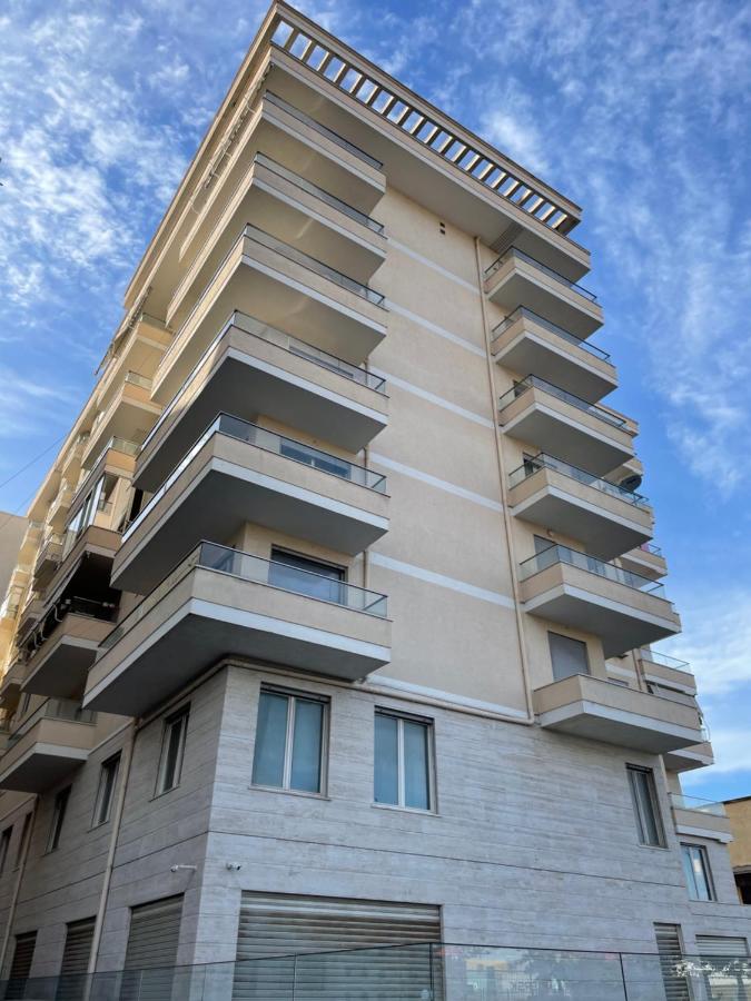 Peak Apartment in Central Durres #1 - B&B