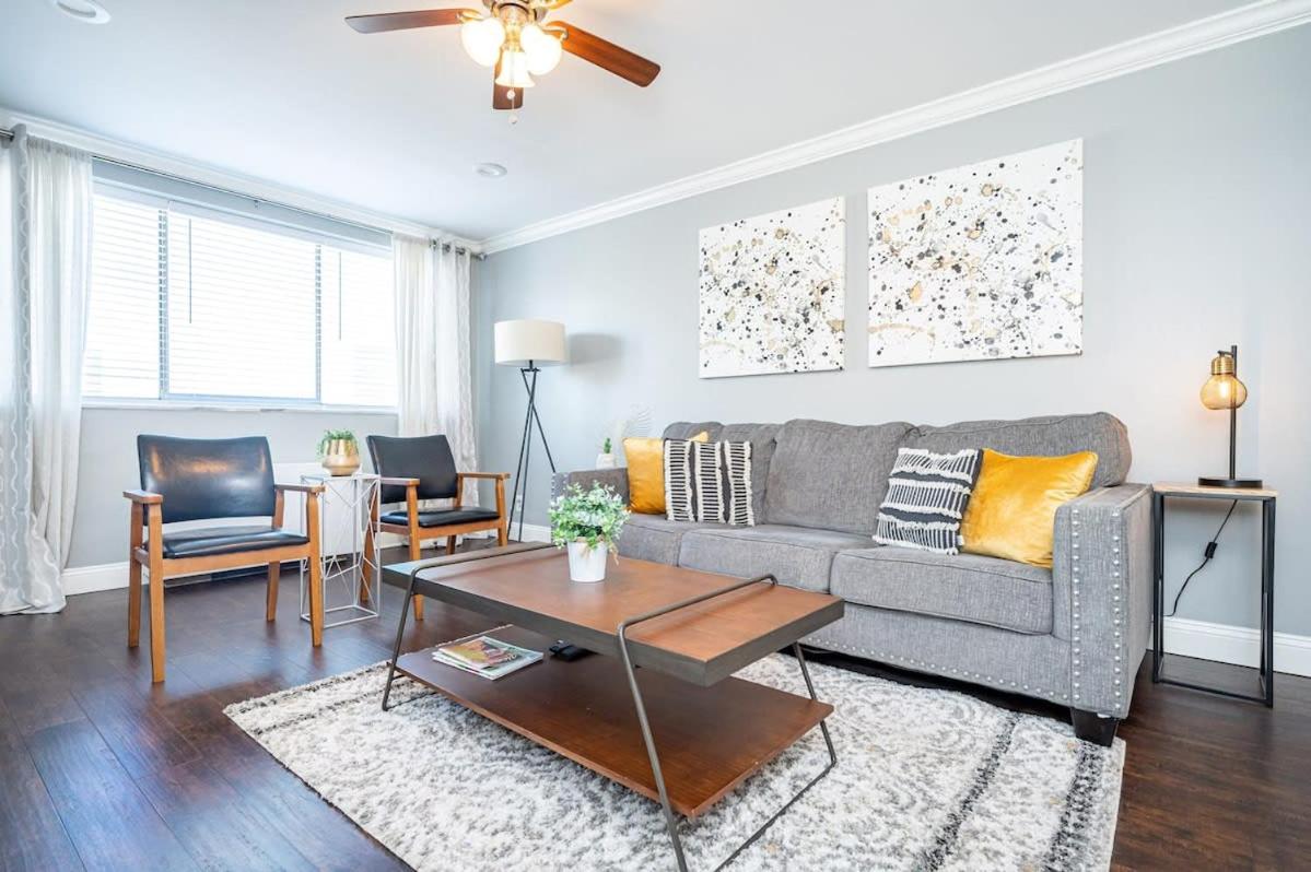 Atlanta Downtown! King Bed! Paid Onsite Parking! LM2102 - B&B