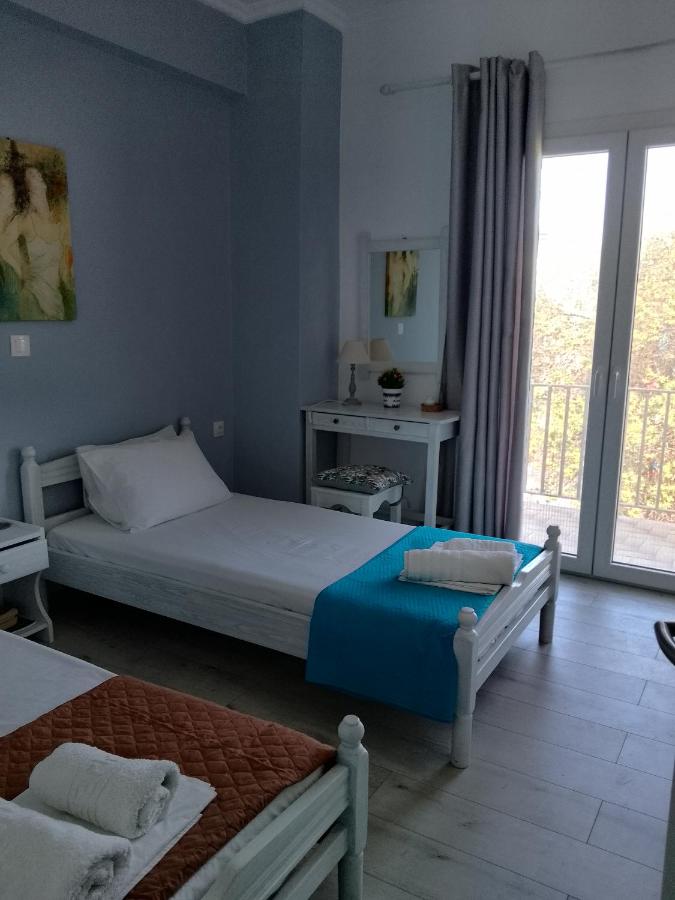 Dimitris Apartments Messongi - B&B