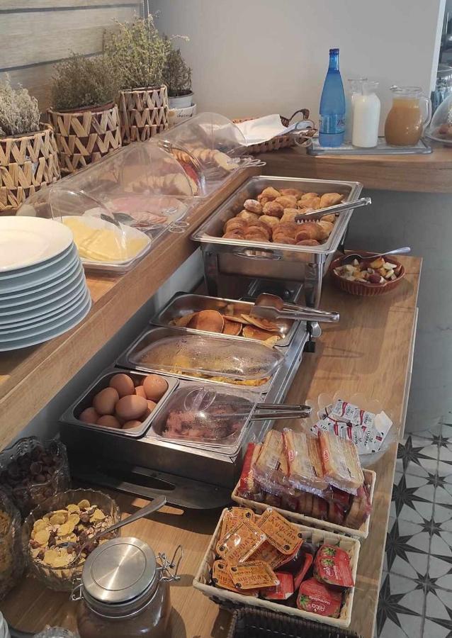 Ostrella Hotel - Luxury rooms - B&B Mýtikas