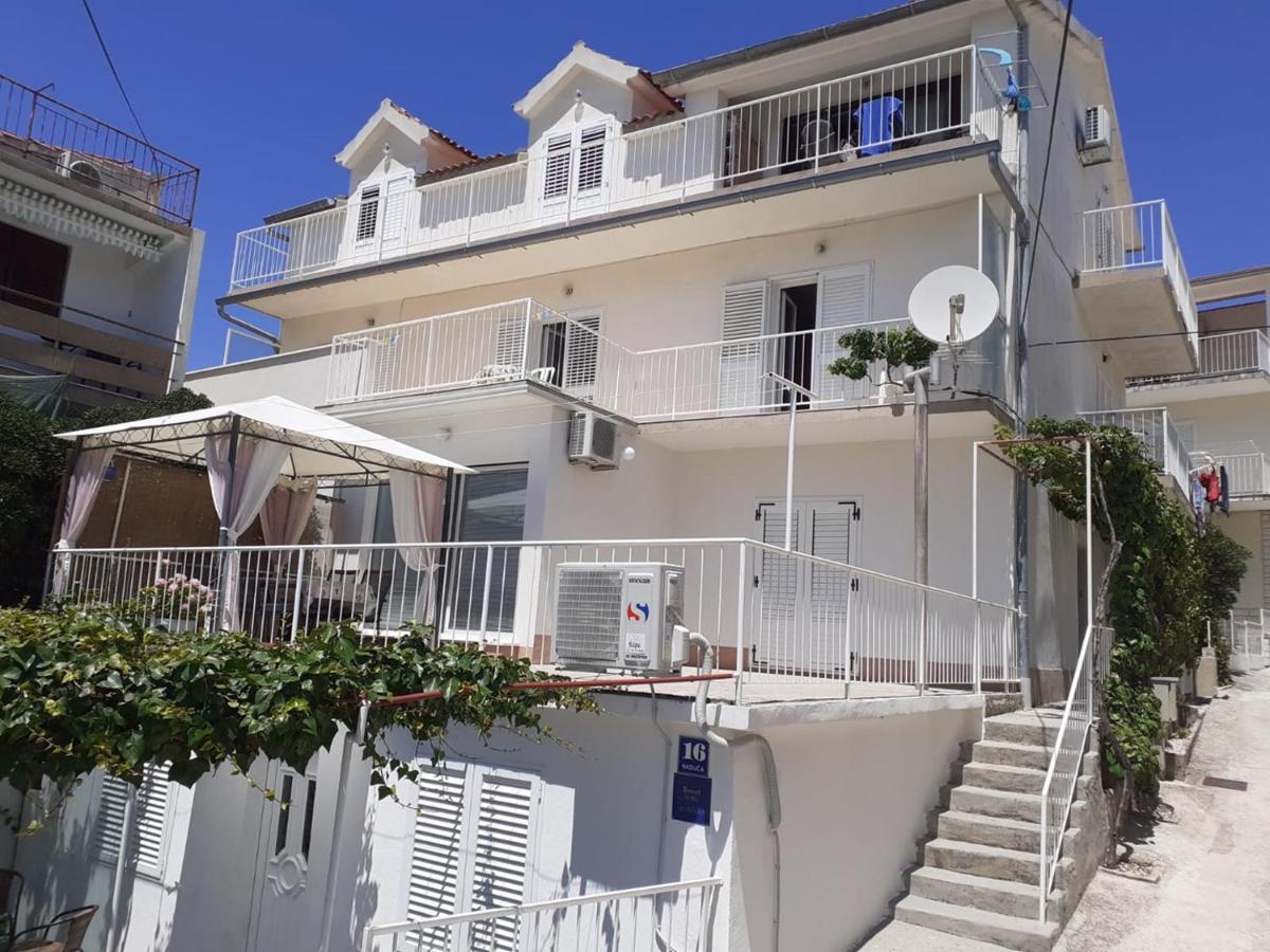 Apartment Vjeko - Chambres d’hôtes Primošten