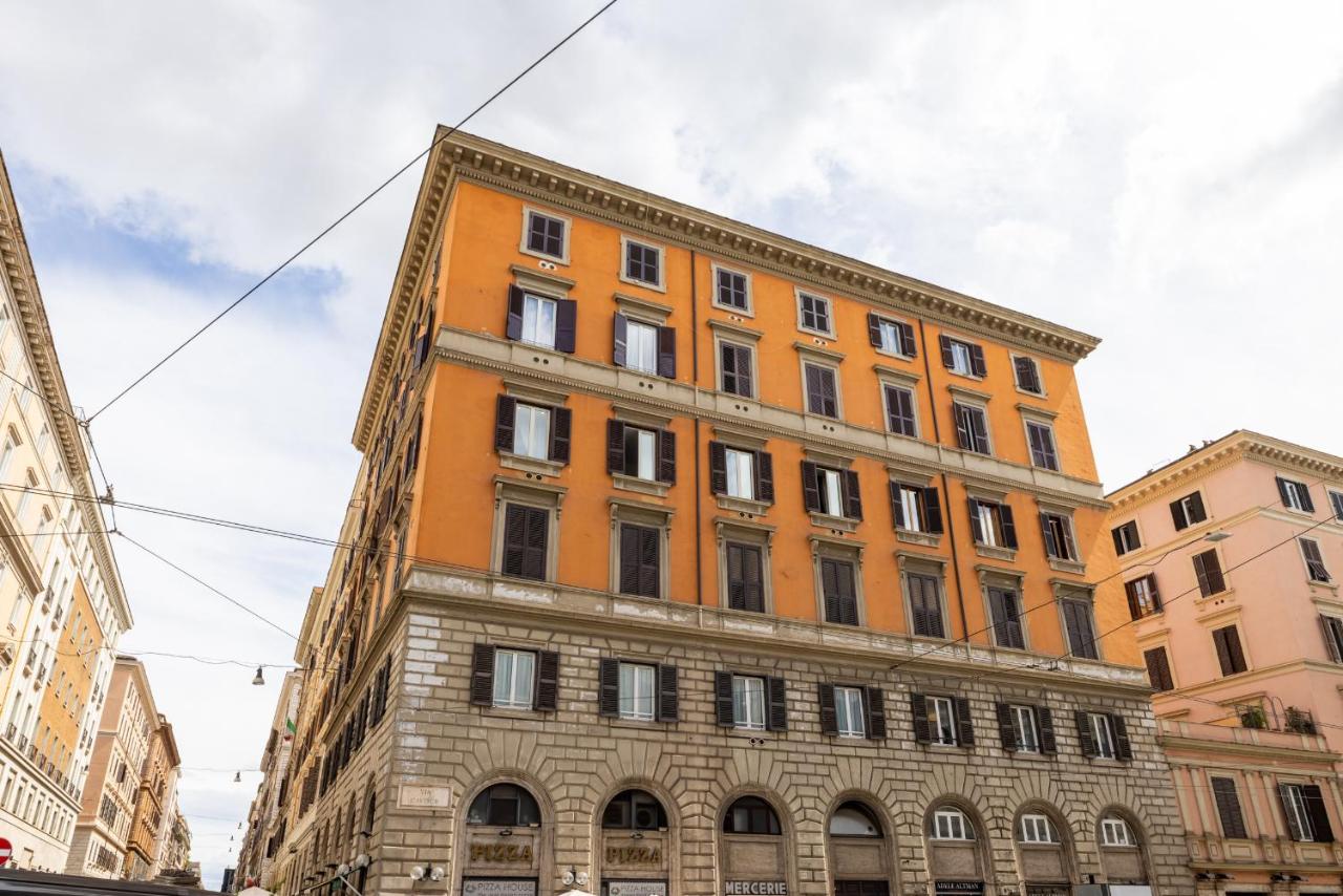 DOMUS GIULIA - B&B Roma