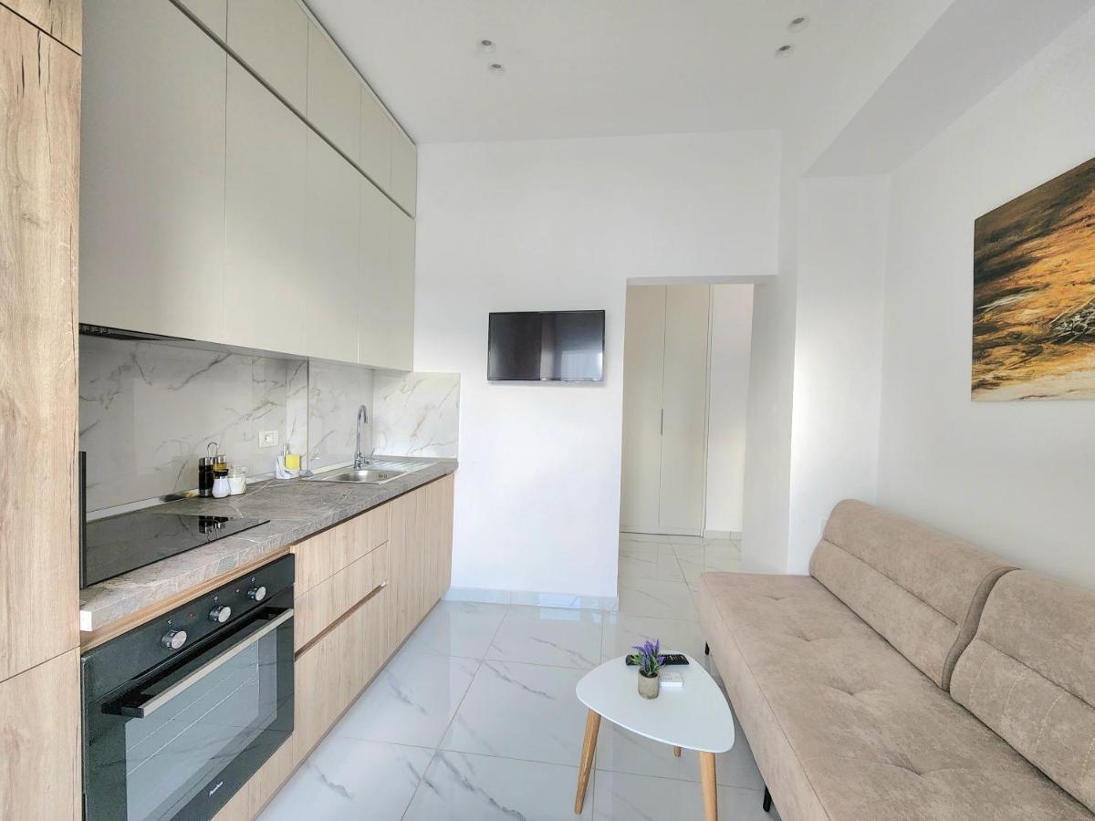 Central Tirana apartment getaway - Ferienwohnung Tirana