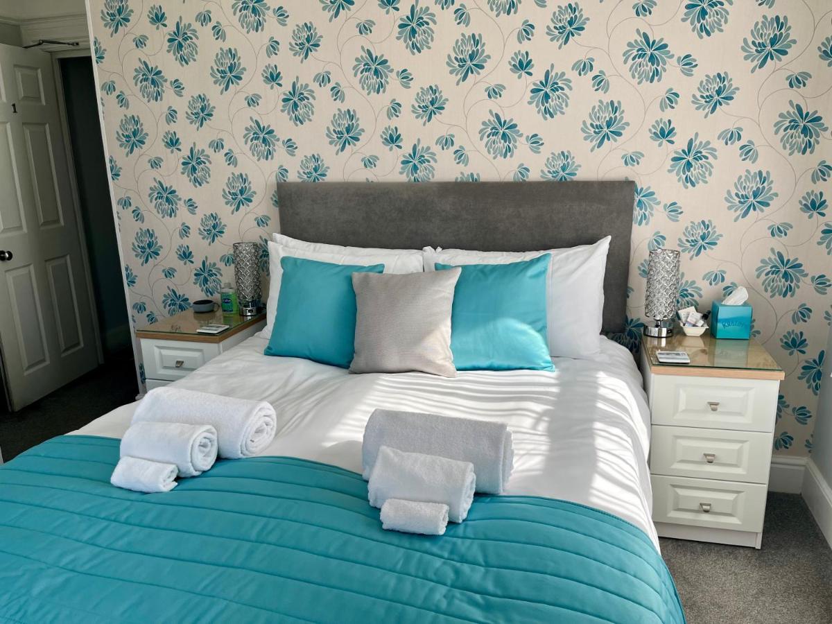 Kamer met Kingsize Bed en Uitzicht op de Tuin