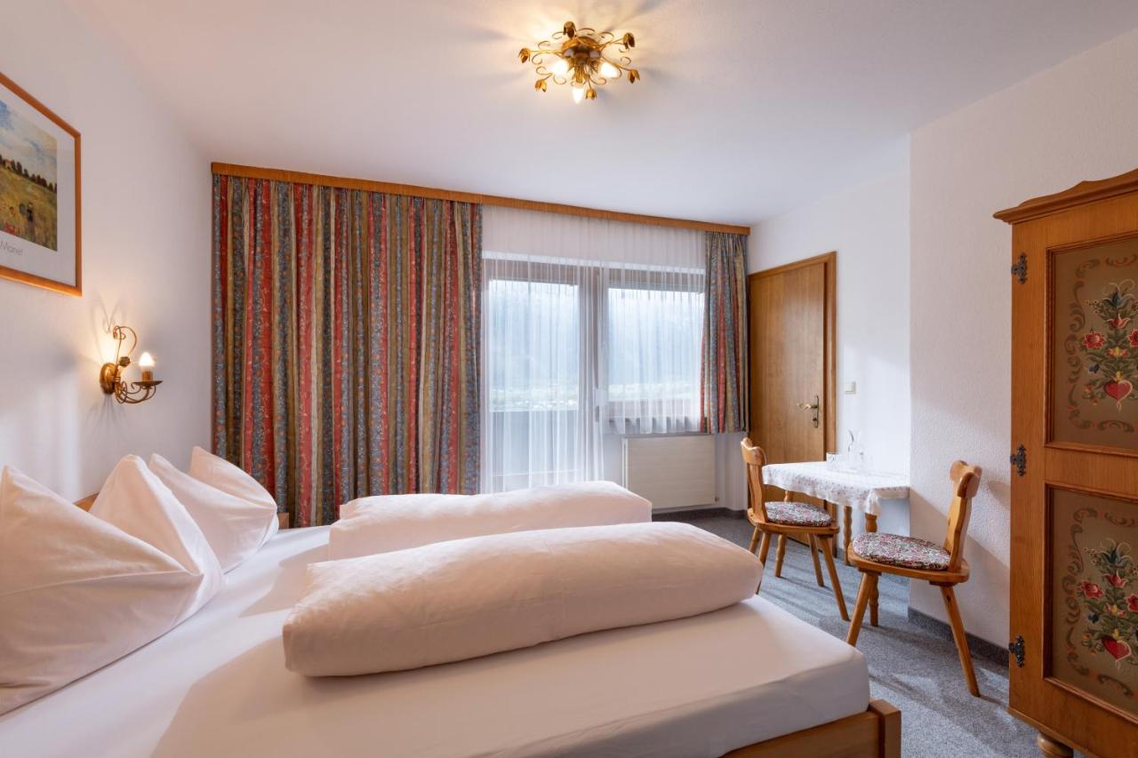 Doppelzimmer mit eigenem Bad