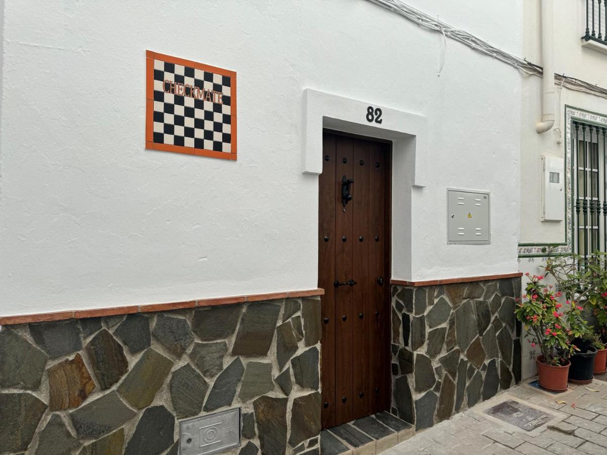 Checkmate - B&B