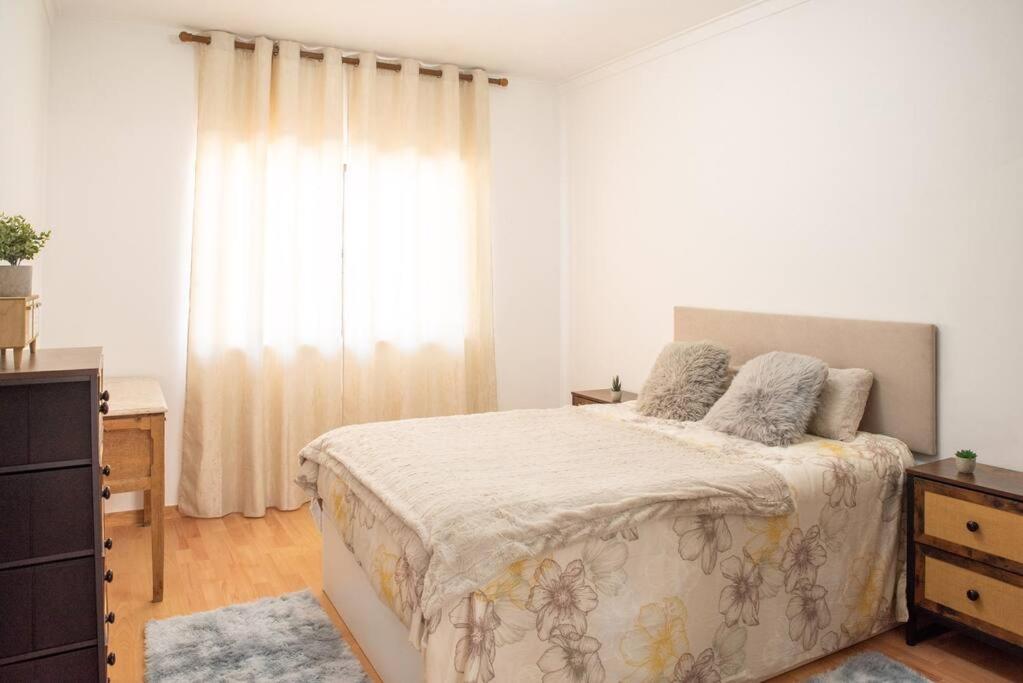 Aroeira Turquoise Home - B&B Aroeira