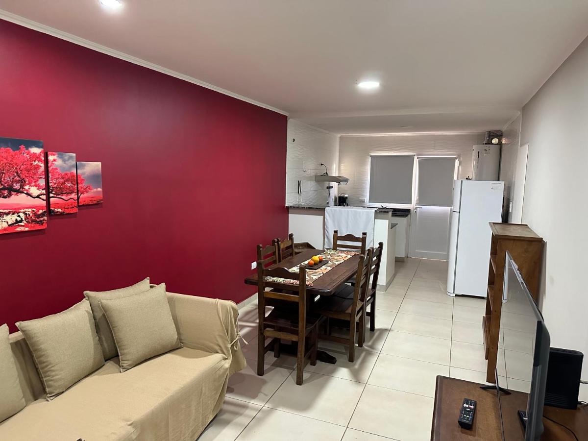 Departamentos Figueroa 1 - Bed and Breakfast