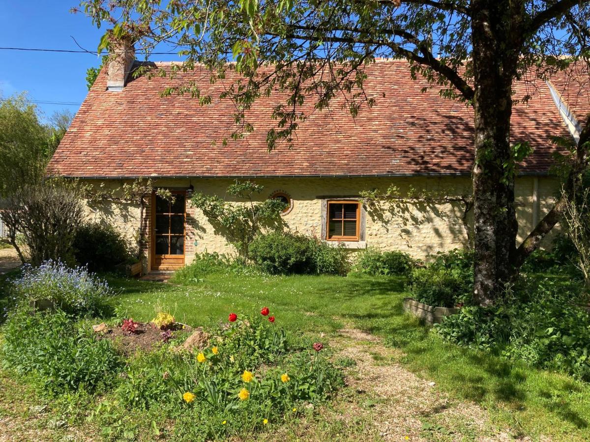 B&B Parassy - Gîte Parassy, 2 pièces, 2 personnes - FR-1-586-31 - Bed and Breakfast Parassy
