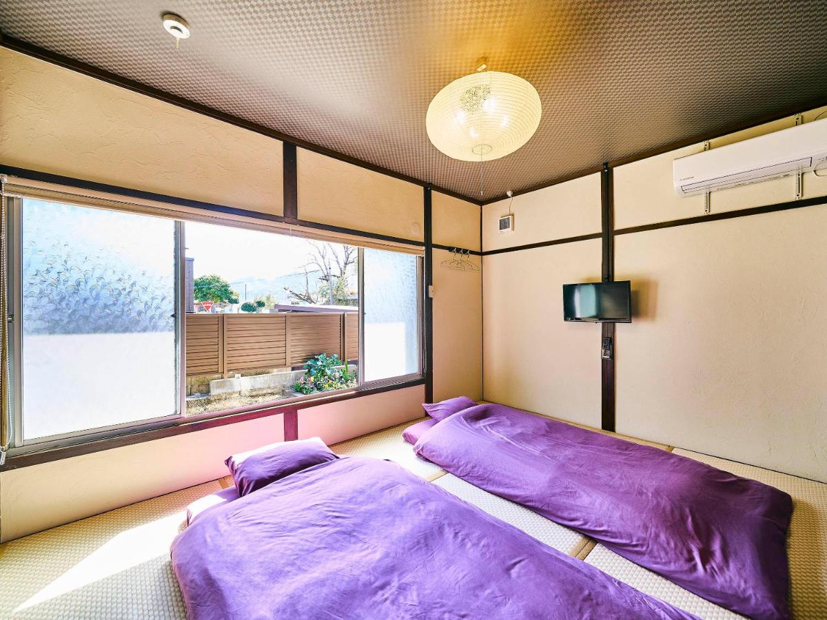 Triple Room with Shared Bathroom