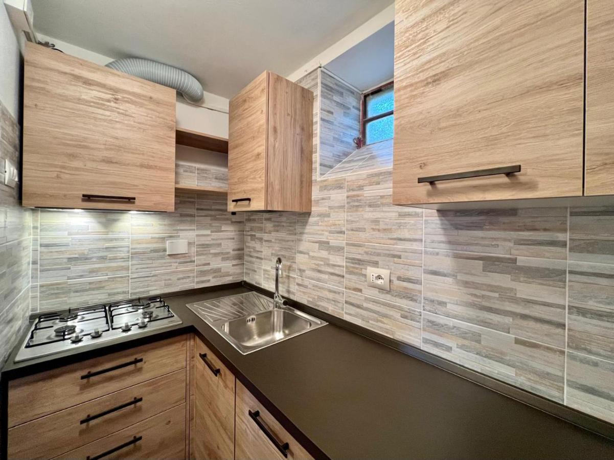 Appartamento con giardino privato. - Ferienwohnung